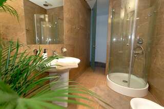 Апартаменты Vilnius Apartments & Suites - Gedimino avenue Вильнюс Апартаменты класса "люкс" с 3 спальнями-40